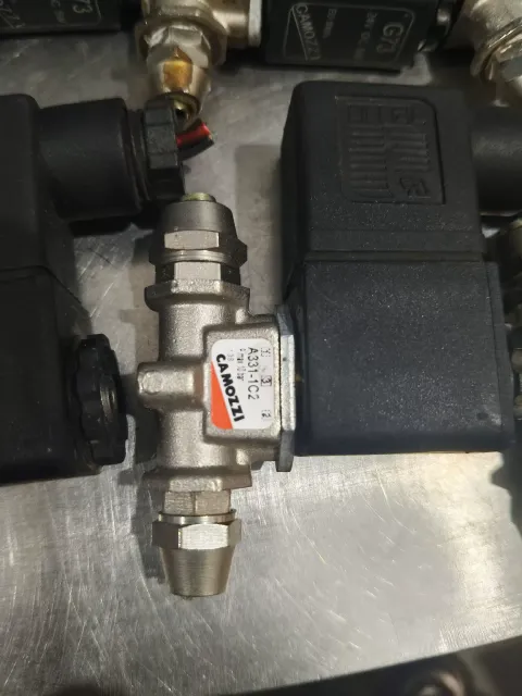 Camozzi A331-1C2 / G73 Industrial Automation Component product photo 2