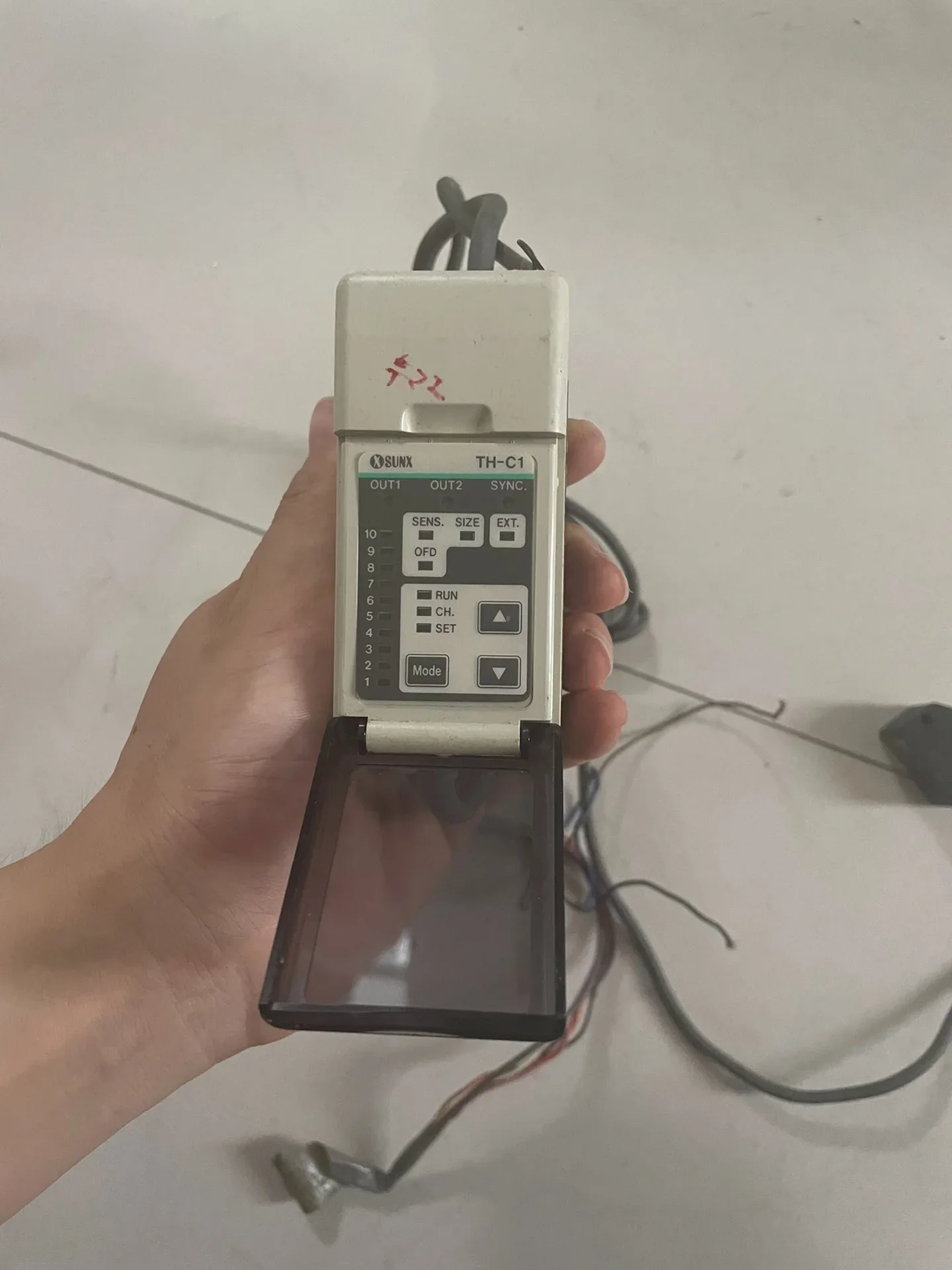SUNX / Matsushita Electric TH-C1 Industrial Sensor product photo 1
