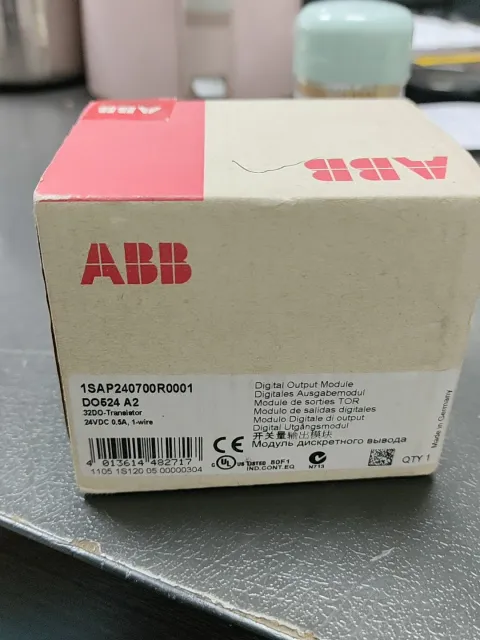 ABB DO624 A2 / 1SAP240700R0001 Industrial Automation Component product photo 1
