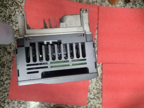 Mitsubishi Electric FR-F840-00052-2-60 Motor & Drive Component — product photo 4 of 8