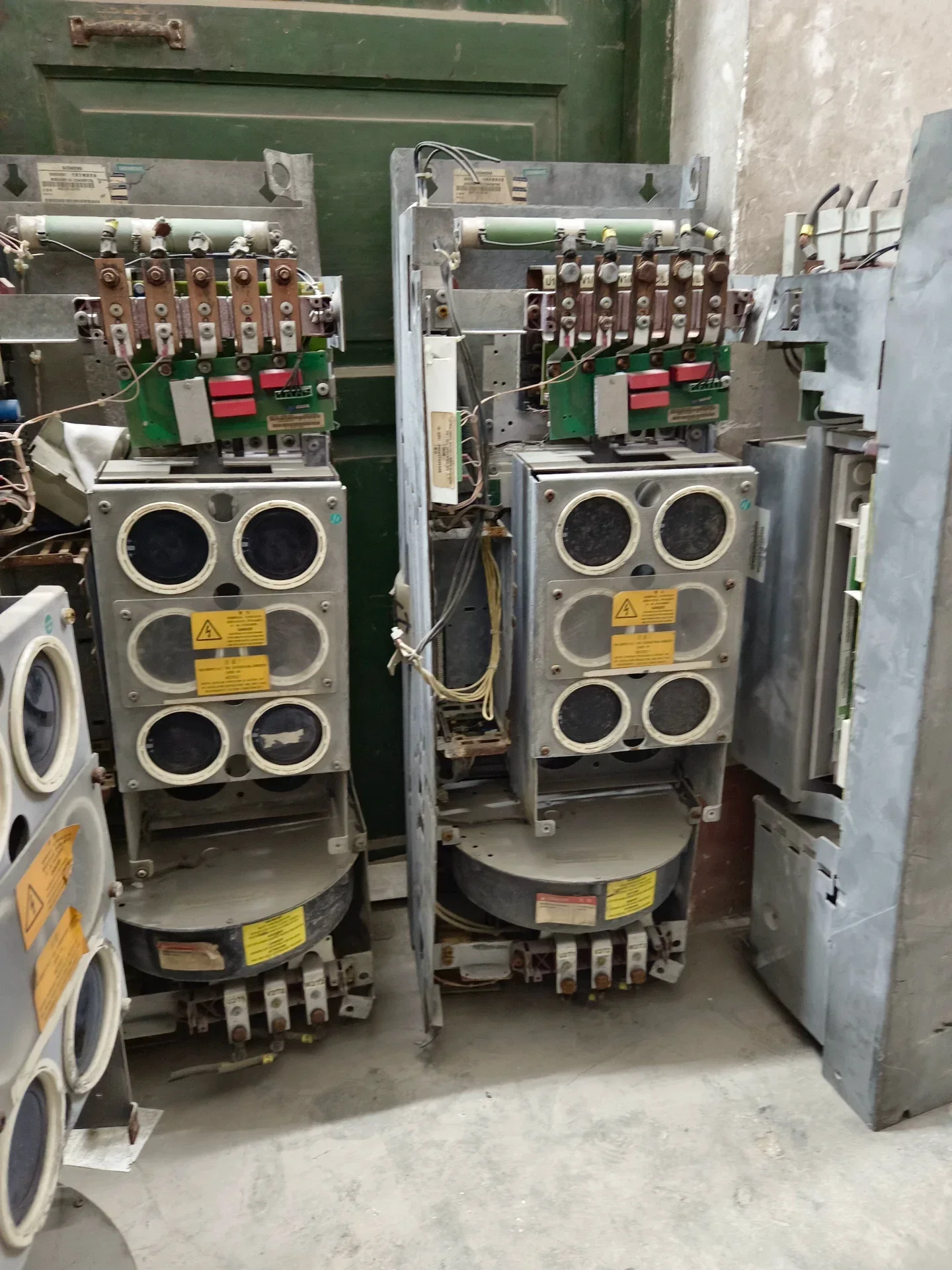 Siemens 6SE7031-5EF60 Motor & Drive Component product photo 1