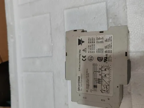 Carlo Gavazzi DPC01DM48 Industrial Relay — product photo 2 of 10