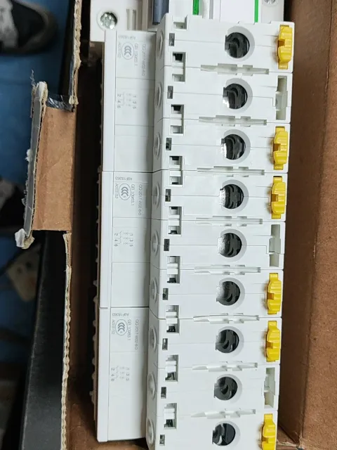 Schneider Electric A9F18363 Industrial Automation Component — product photo 3 of 4