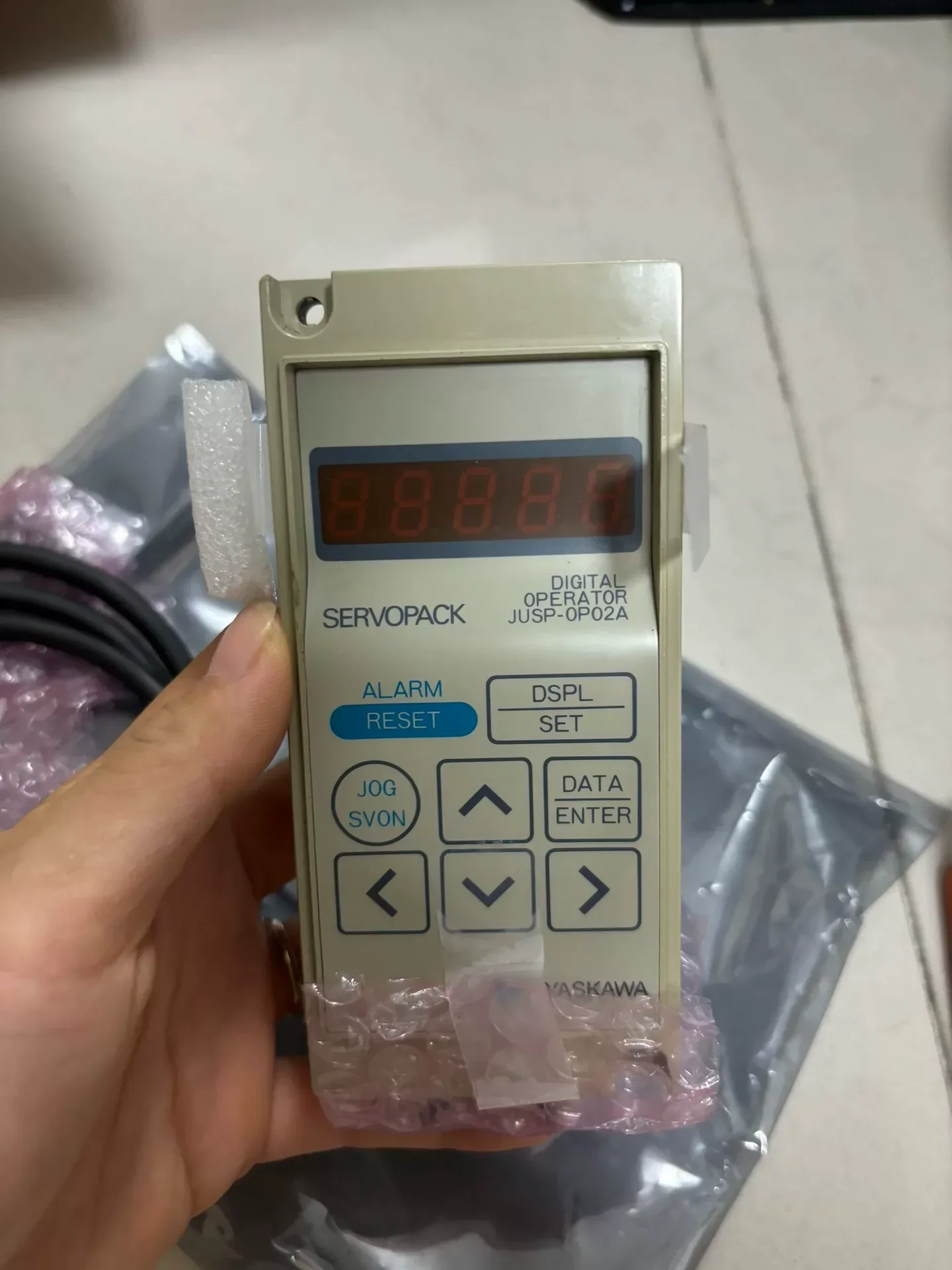 Yaskawa JUSP-OP02A Motor & Drive Component — product photo 1 of 8