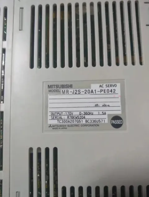 Mitsubishi Electric MR-J2S-20A1-PE042 Motor & Drive Component — product photo 2 of 7