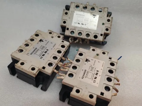 White Label RZ3A40D25 Industrial Relay product photo 1
