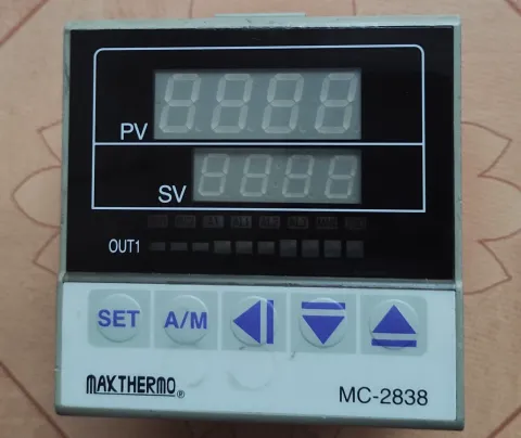 MAXTHERMO MC2838-201000 Industrial Control Board product photo 1