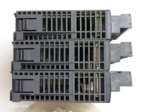 Mitsubishi Electric Q68DAVN PLC Module — product photo 22 of 31