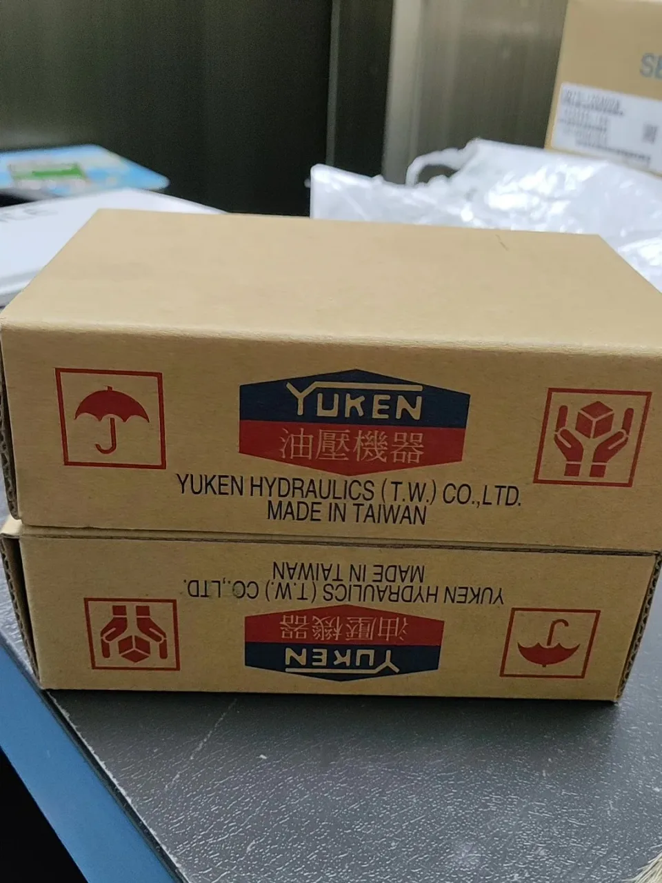 Yuken DSG-01-2B2-A220-51T Industrial Automation Component product photo 1