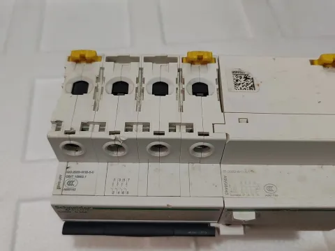 Schneider Electric iC65N 4P C25 + Vigi iC65 ELE 30mA Industrial Automation Component product photo 6