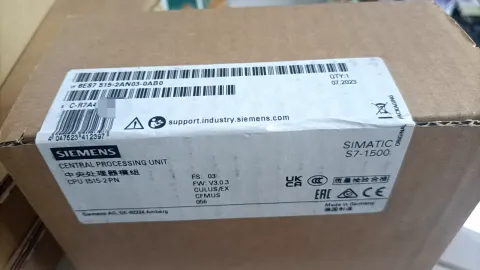 Siemens 6ES7515-2AN03-0AB0 Industrial Automation Component product photo 1