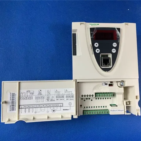 Schneider Electric VX4A71100Y Industrial Control Board product photo 2