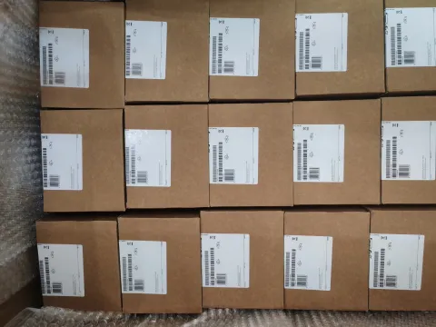 Siemens 6ES7215-1AG40-0XB0 Industrial Automation Component — product photo 20 of 28