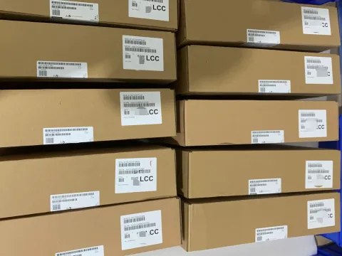 Siemens 6AV2124-0MC01-0AX0 Industrial Automation Component — product photo 3 of 23