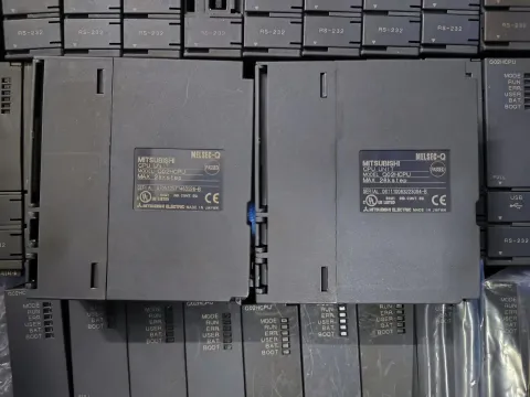 Mitsubishi Electric Q02HCPU Industrial Automation Component — product photo 18 of 23