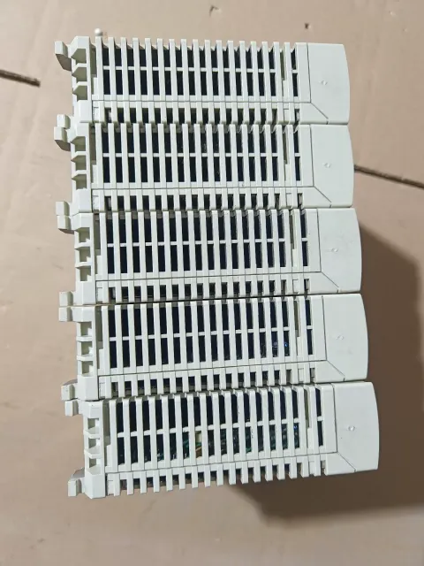 Schneider Electric TSXAEY1600 Industrial Automation Component — product photo 7 of 17