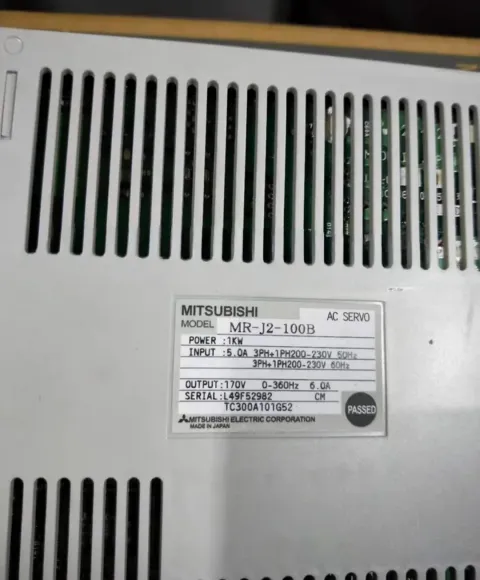 Mitsubishi Electric MR-J2-100B Motor & Drive Component product photo 2