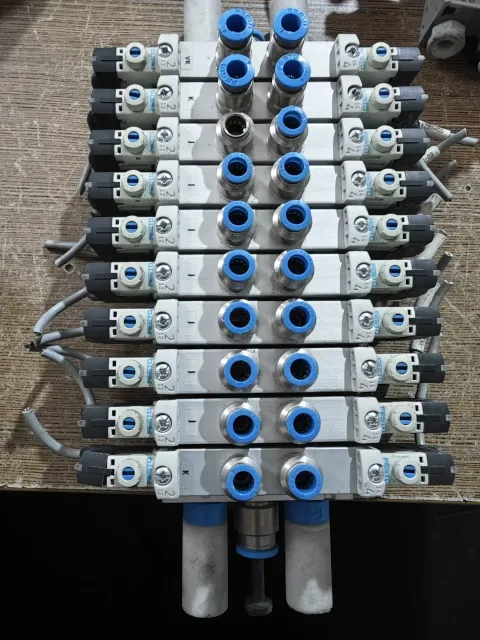 Festo VUVG-L14-T32C-MT-G18-1P3 / VUVG-B14-B52-ZT-F-1P3 Industrial Automation Component product photo 2