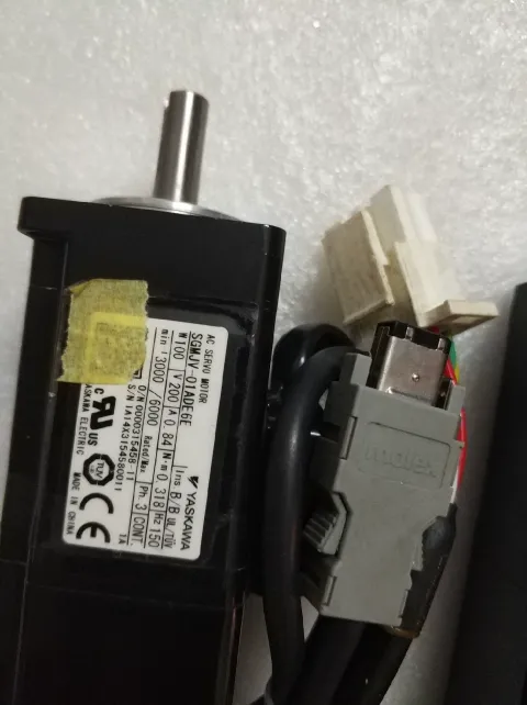 Yaskawa SGMJV-01ADE6E Motor & Drive Component product photo 4