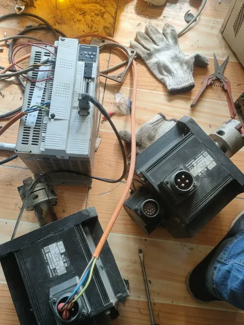 Panasonic MFDDTA390; MHMA302P1G Motor & Drive Component product photo 2