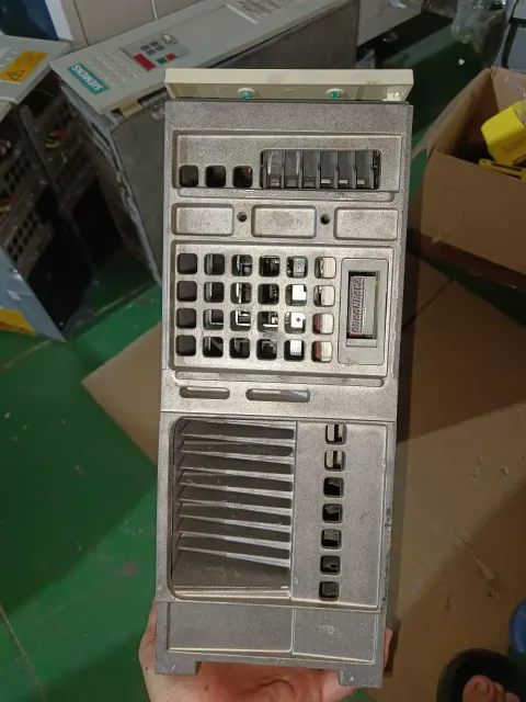 Siemens 6SE7021-3TB61-Z / G93+L33+K11 Motor & Drive Component product photo 6