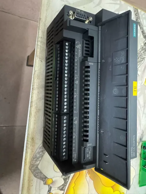 Siemens 6ES7 288-1SR60-0AA0 PLC Module product photo 2