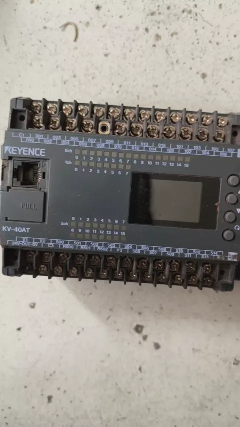 KEYENCE KV-40AT PLC Module product photo 1