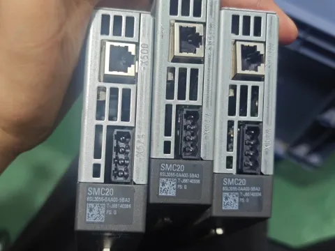 Siemens 6SL3055-0AA00-5BA3 Industrial Sensor product photo 4