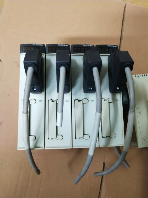 Schneider Electric / Modicon TSXSCY21601 Industrial Automation Component product photo 1