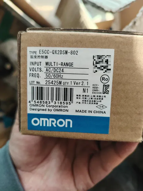 OMRON E5CC-QX2DSM-802 Industrial Control Board — product photo 1 of 3