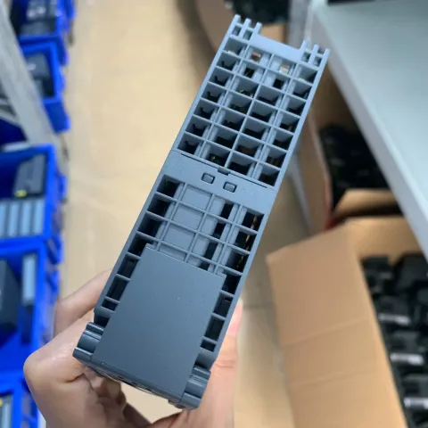 Siemens 6ES7522-1BL00-0AB0 Industrial Automation Component — product photo 6 of 9