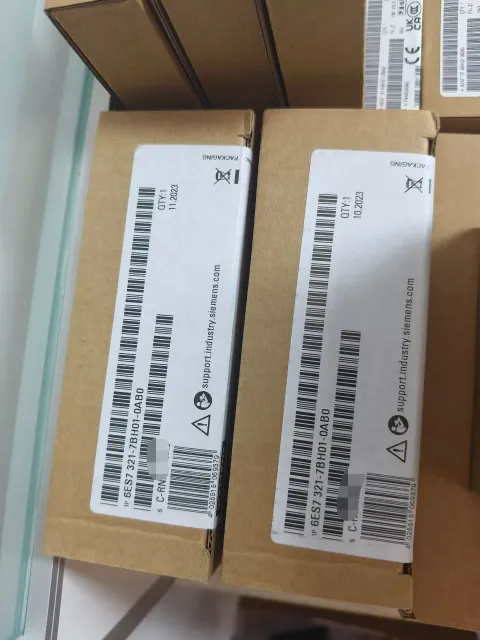 Siemens 6ES7 321-7BH01-0AB0 Industrial Automation Component product photo 1