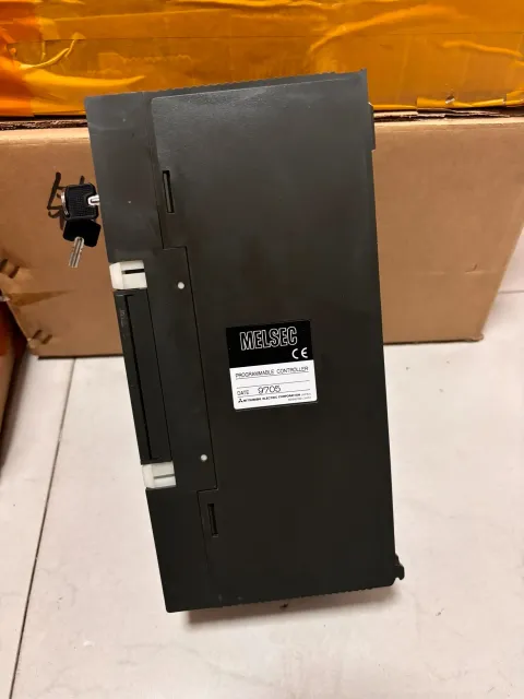 Mitsubishi Electric A2ACPU R21 PLC Module product photo 2