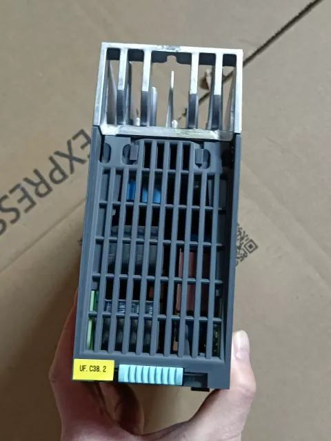 Siemens 6SL3210-1PE12-3UL1 Motor & Drive Component — product photo 14 of 18