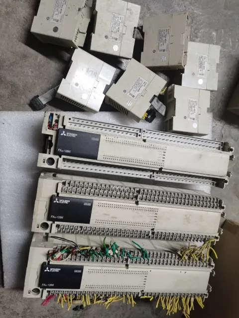 Mitsubishi Electric FX3U-128MR/ES-A PLC Module product photo 2