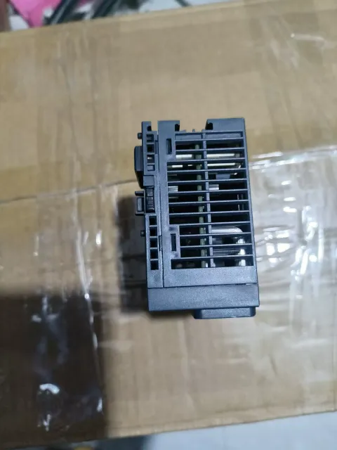 Schneider Electric TM3DM24R I/O Module product photo 4