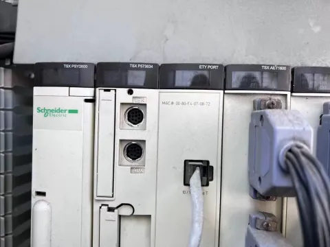 Schneider Electric TSXP573634 PLC Module product photo 4