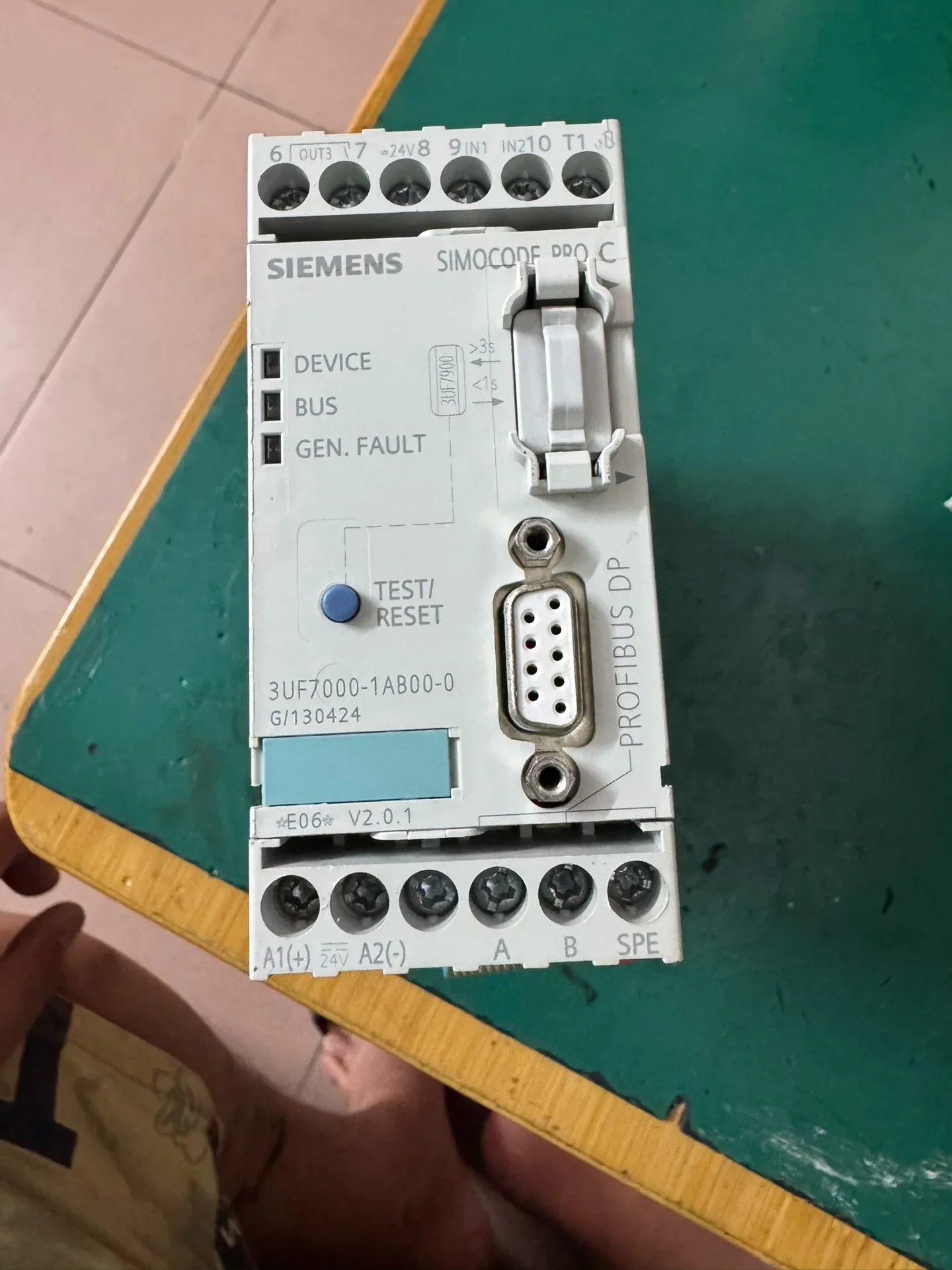 Siemens 3UF7000-1AB00-0 + 3UF7101-1AA00-0 Motor & Drive Component product photo 1