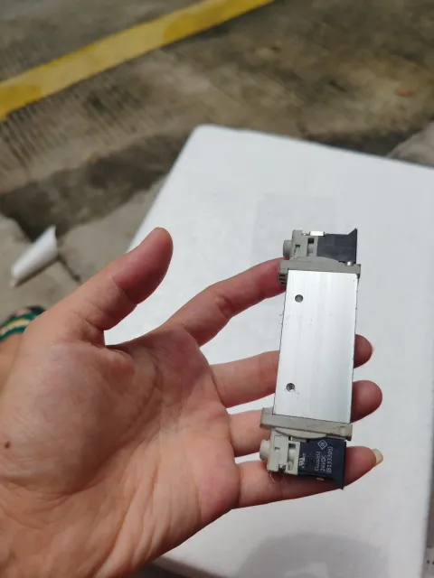 Festo VUVG-L14-P53C-T-G18-1P3 Industrial Automation Component product photo 3