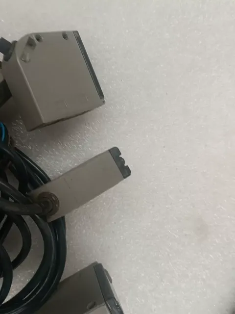 Omron E3S-CL1 Industrial Sensor product photo 7