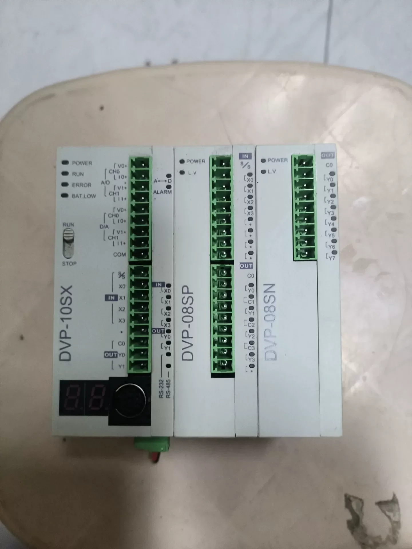 Delta Electronics DVP10SX11R + DVP08SP11R + DVP08SN11R PLC Module product photo 1