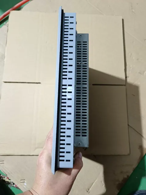 Siemens / FRIEM 6AV6643-5CD00-0FM0 Industrial Automation Component product photo 7
