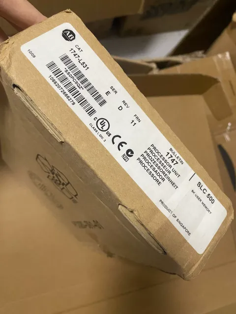 Allen-Bradley 1747-L511 Industrial Automation Component product photo 4