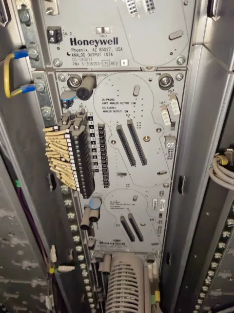 Honeywell CC-TAOX11 / PWA 51308353-175 Industrial Automation Component product photo 4