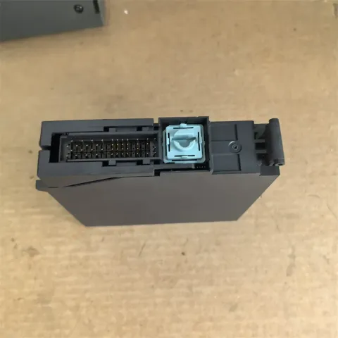 Siemens 6ES7132-7GD00-0AB0 PLC Module product photo 4