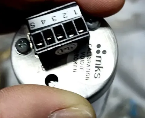 MKS Instruments 722C11TGA2FJ Industrial Sensor product photo 5