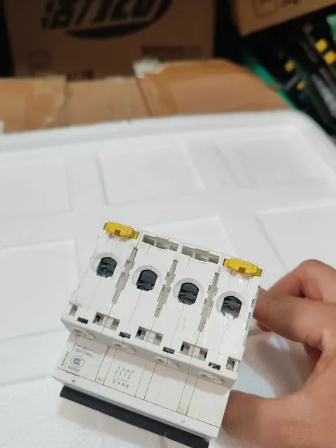 Schneider Electric iC65N C25A 4P Industrial Automation Component product photo 5