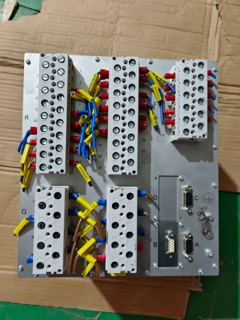 Siemens 7UM6211-6EB91-0AA0/FF Industrial Relay product photo 9