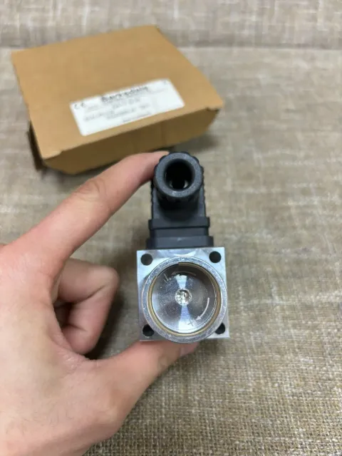 White Label 8141-PL1-B / 0417-014 Industrial Sensor product photo 6