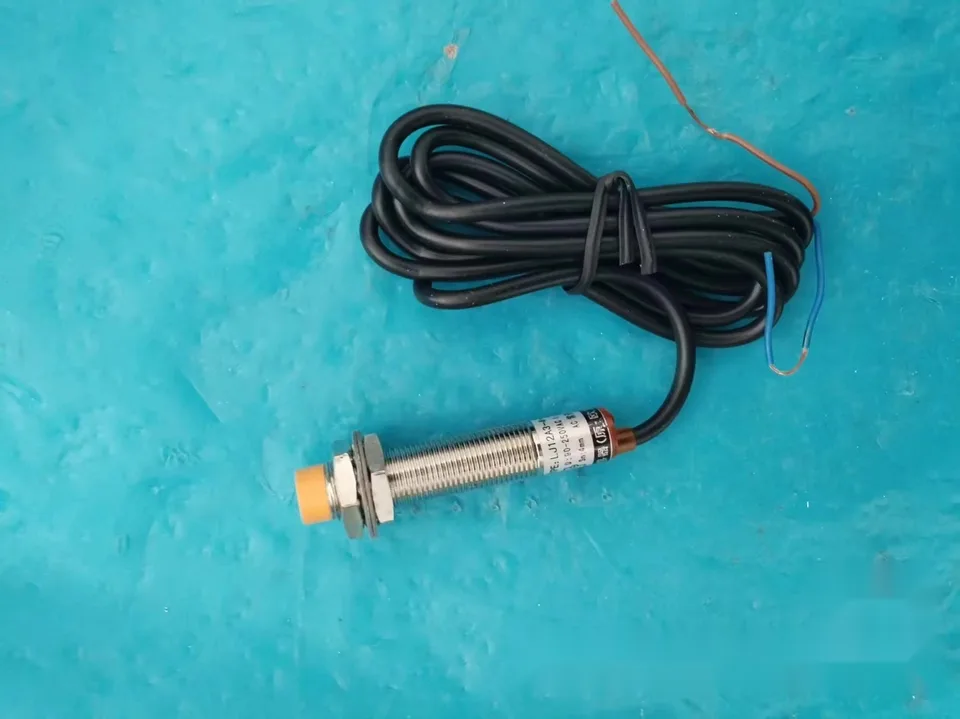 OUMI / 欧民 LJ12A3-4-J/EZ Industrial Sensor product photo 1